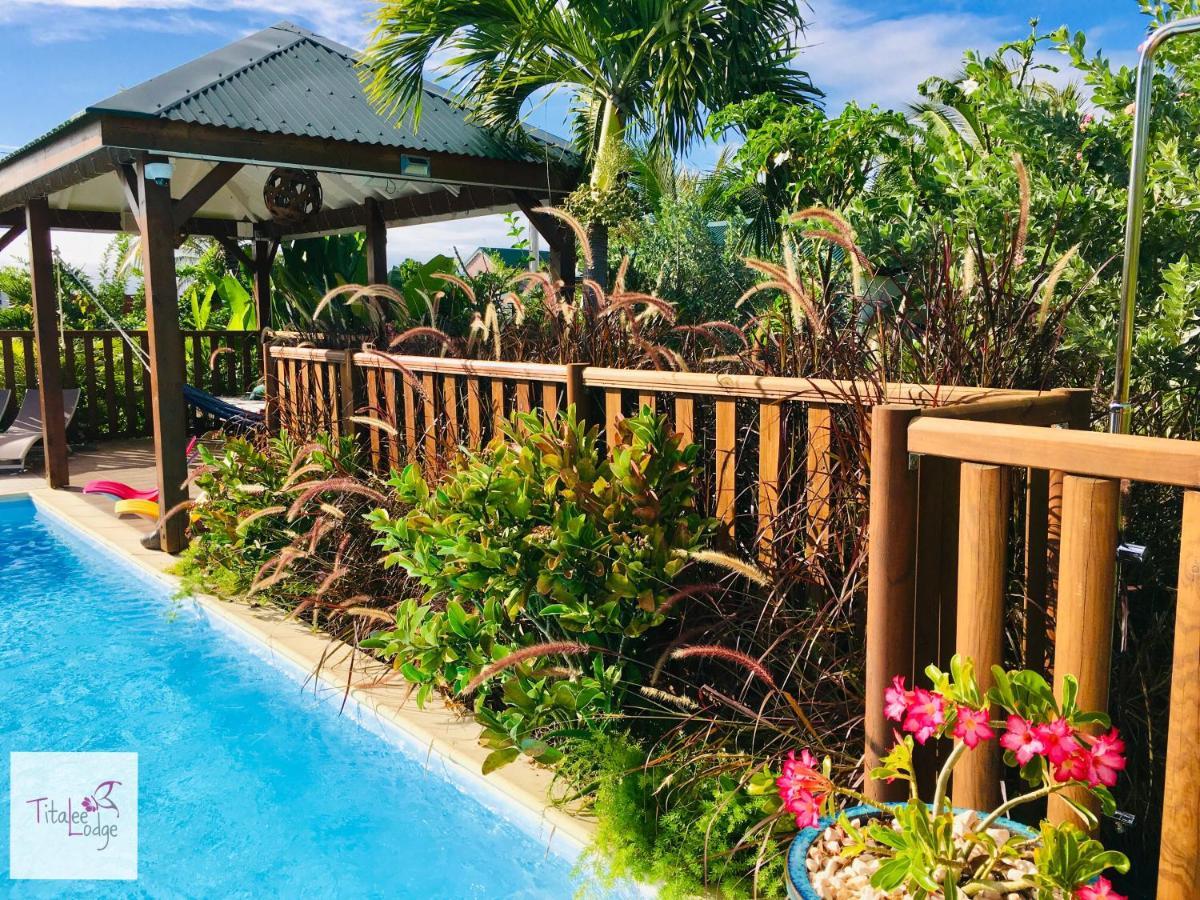Titalee Lodge 3 Villas Autour D'Une Piscine Saint-Francois  Eksteriør billede